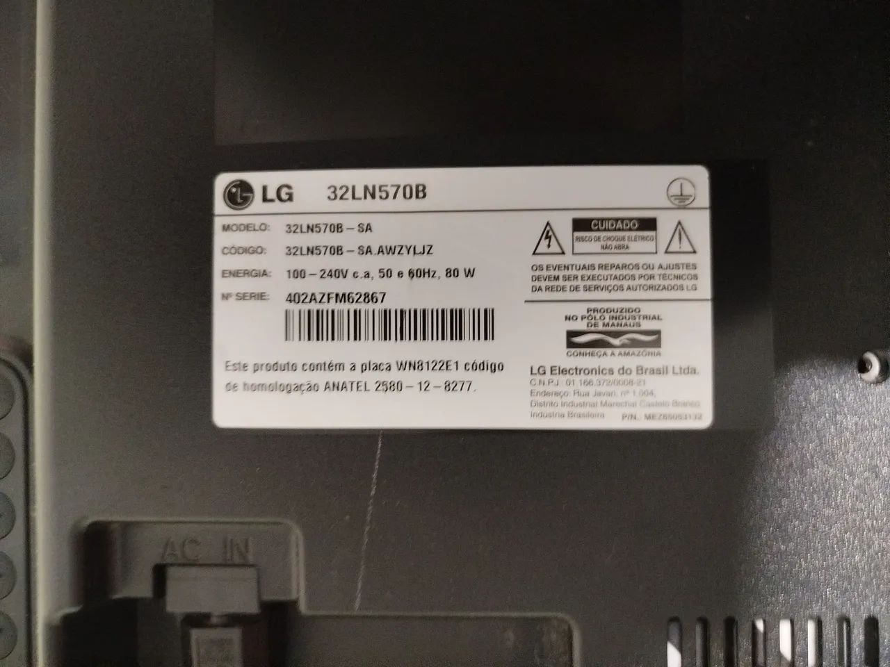 TV LG 32" (Modelo 32LN570B) - Para retirada de peças, tela queimada - Foto 3
