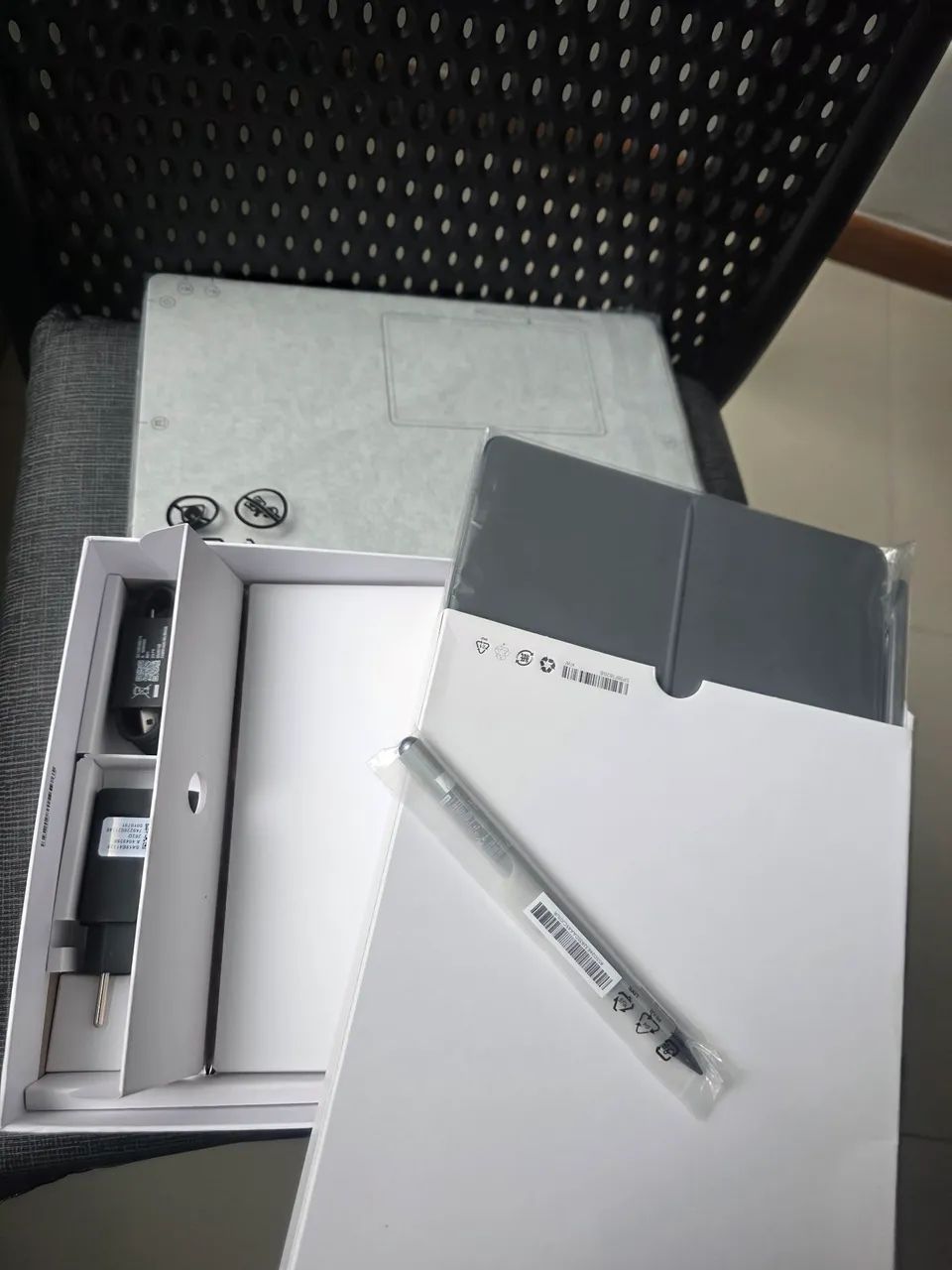 Tablet Lenovo Idea Tab 12gb 256gb  - Foto 2