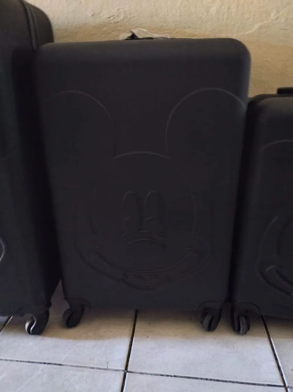 Malas para viagem Mickey bagaggio P/M/G Usada - Foto 3