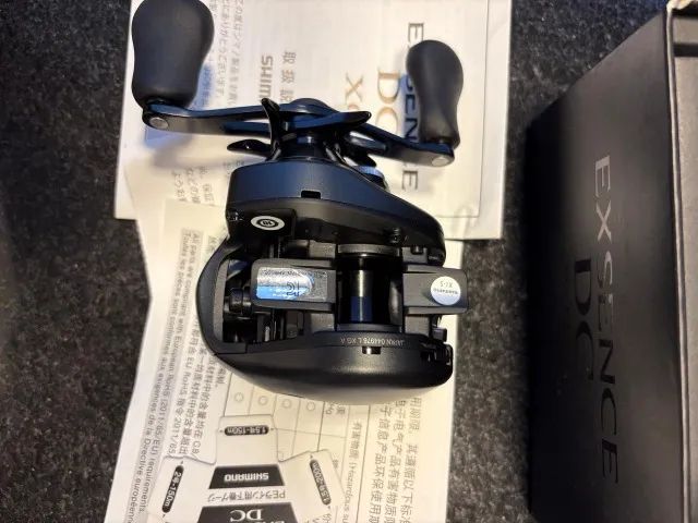 carretilha shimano Excense DC modelo 2023 _Nova - Foto 2