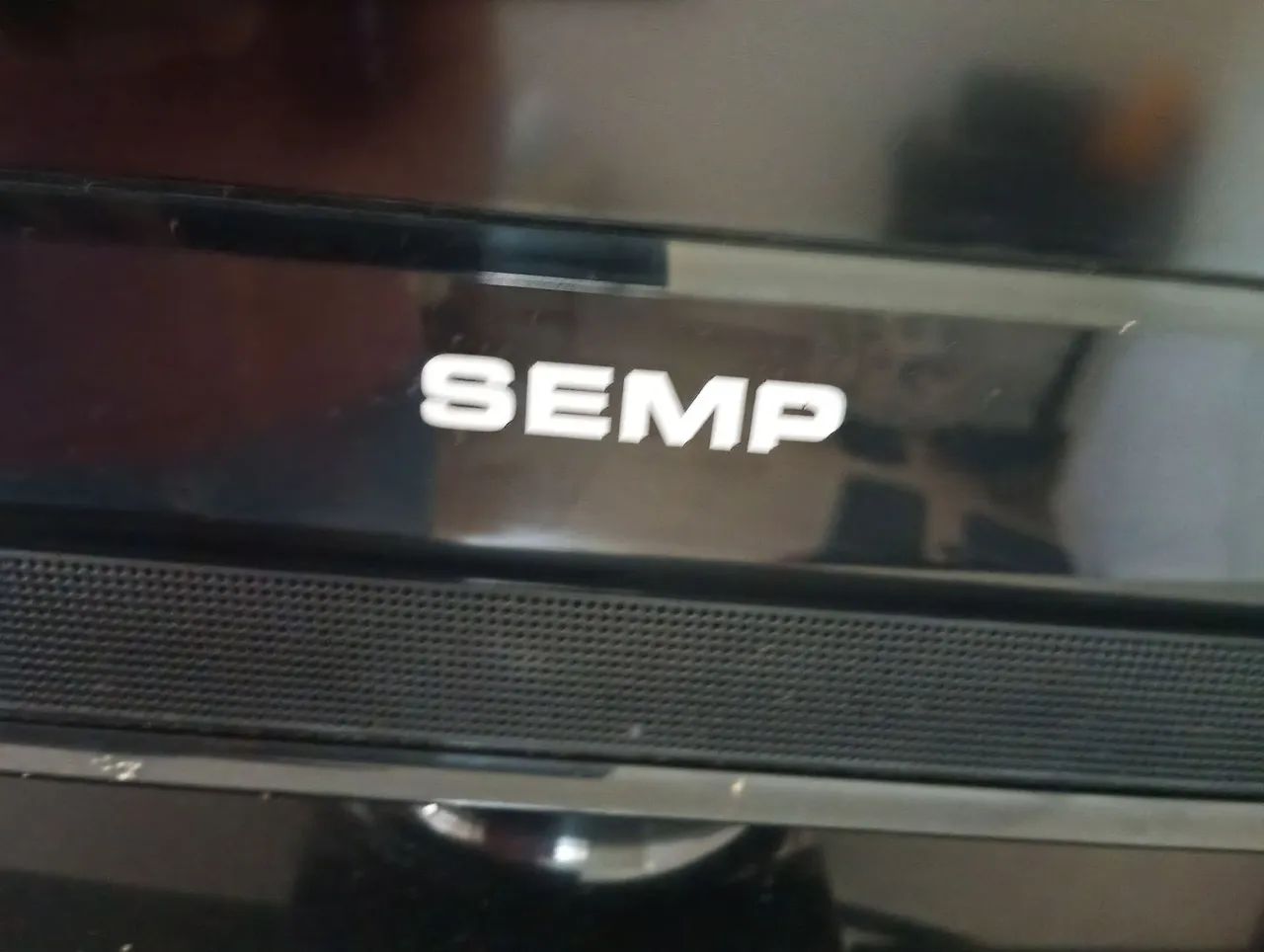 Tv 32P LCD funciona tudo - Foto 2