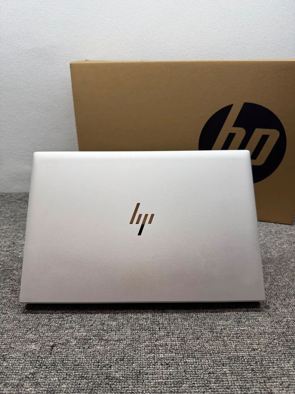 Notebook HP Elitebook i5 - SSD 512 GB - Intel Iris Xe - Com caixa e nota fiscal 