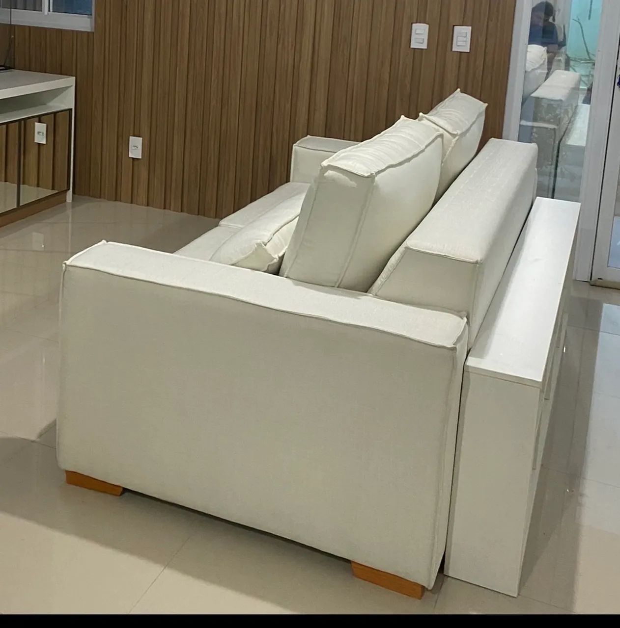 Vendo sofá branco de linho  - Foto 3
