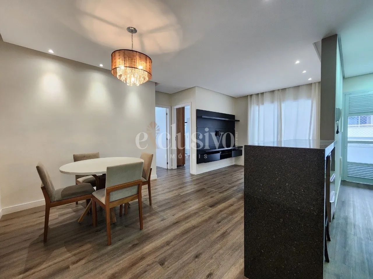 Amplo Apartamento com 2 suítes no bairro Abraão