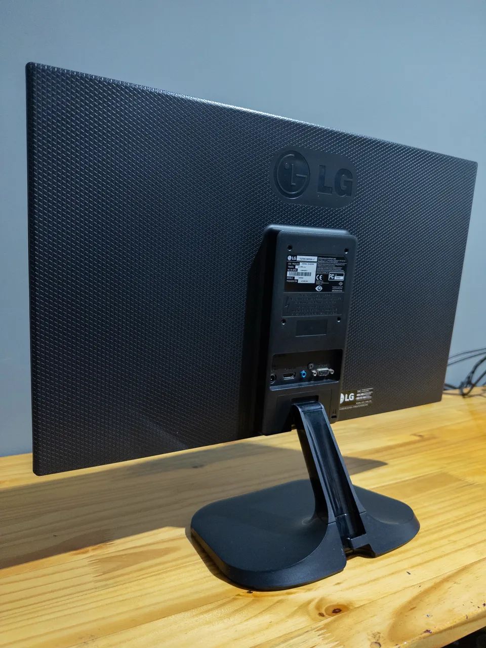 Monitor LG 23 Full HD IPS - Foto 4