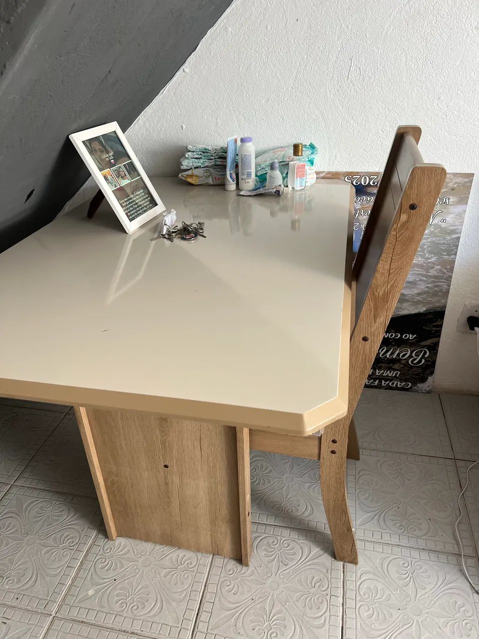 Mesa SEM CADEIRAS