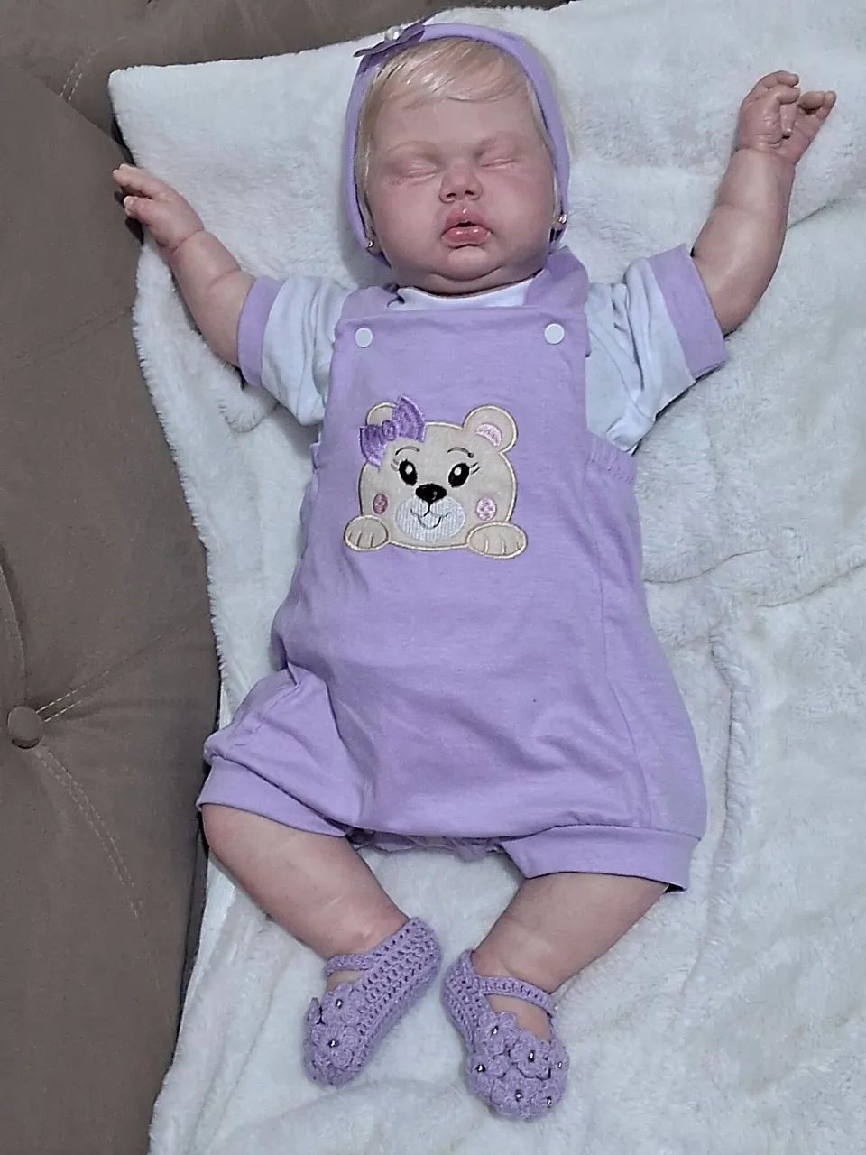 Bebê Reborn Pickle 60 cm - Foto 3