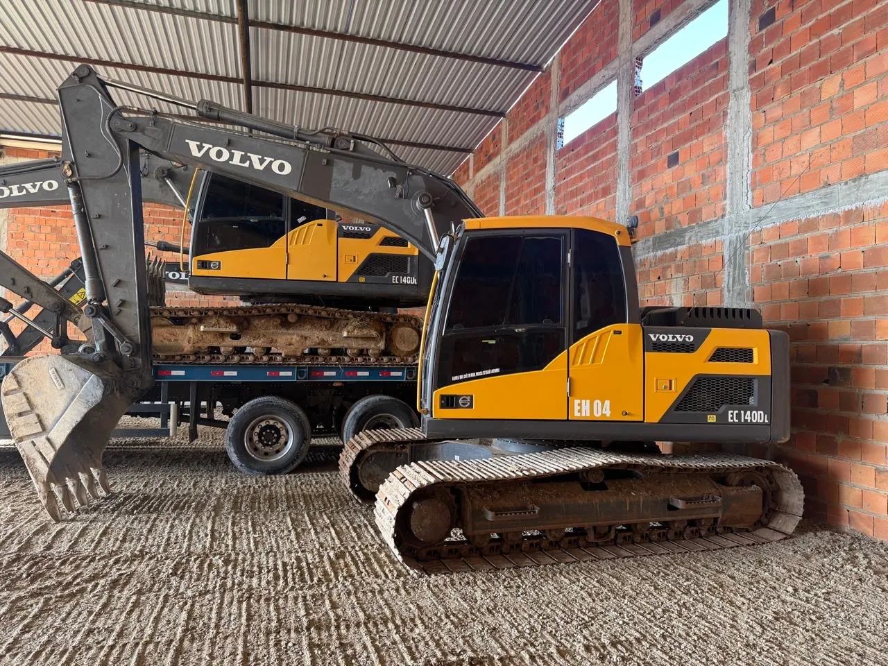 Escavadeira Hidráulica VOLVO 2022 - Foto 4