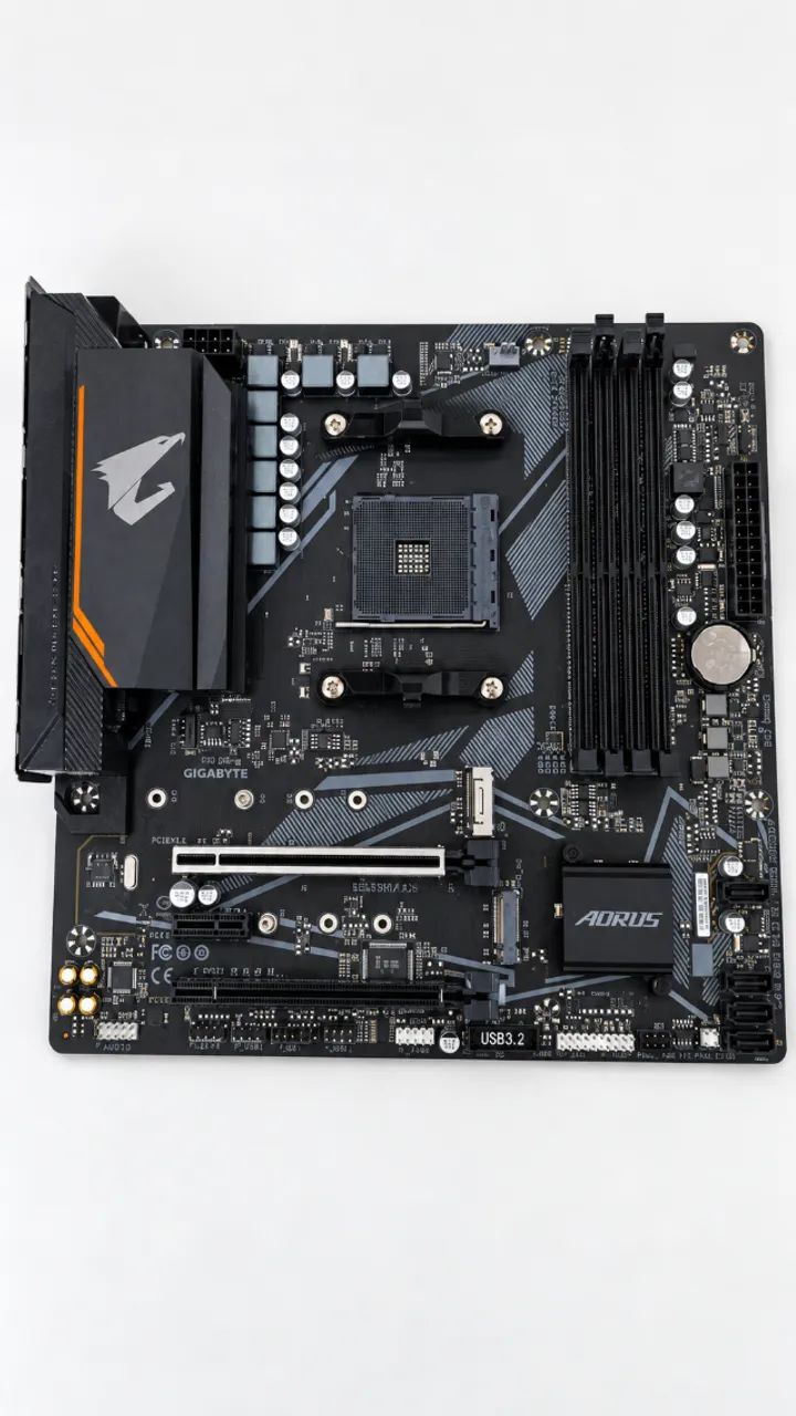 Placa Mãe Gigabyte B550M Aorus Elite