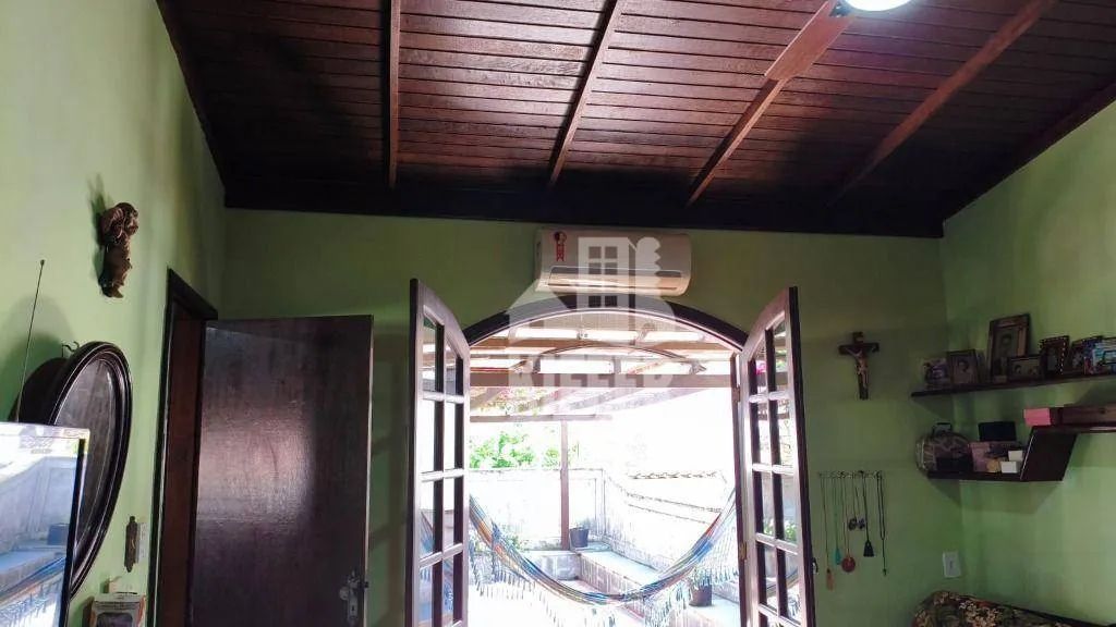 Casa duplex com 4 quartos em Santo Antonio, Itaipú