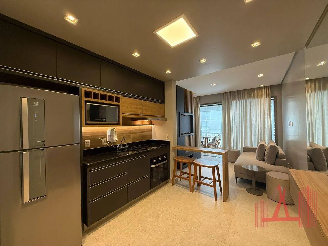 Studio MOBILIADO para Locação com 1 dormitório, 1 vaga de garagem, com 55 m² - Itaim Bibi