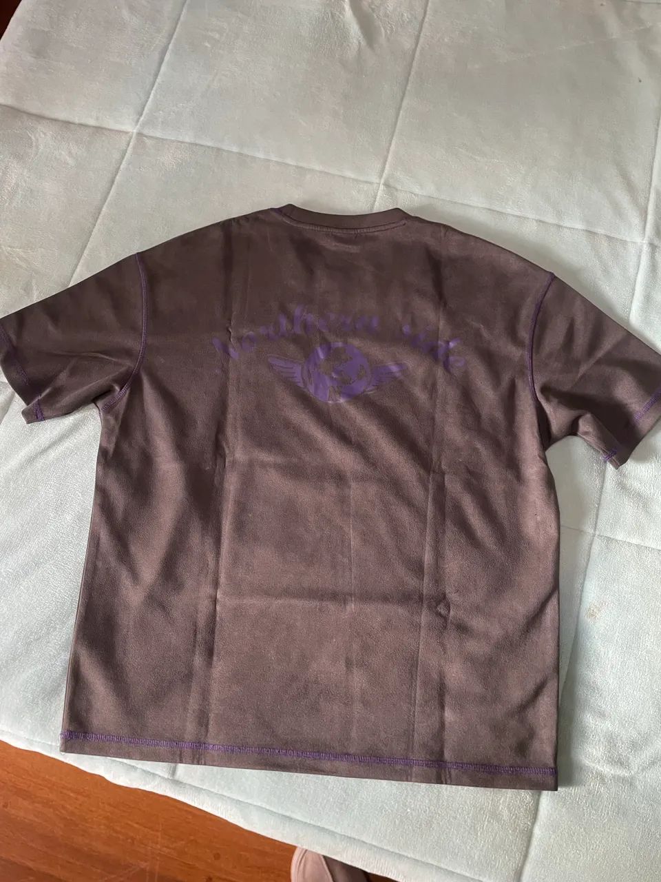 Camiseta Camurça Cinza Roxa - Foto 4