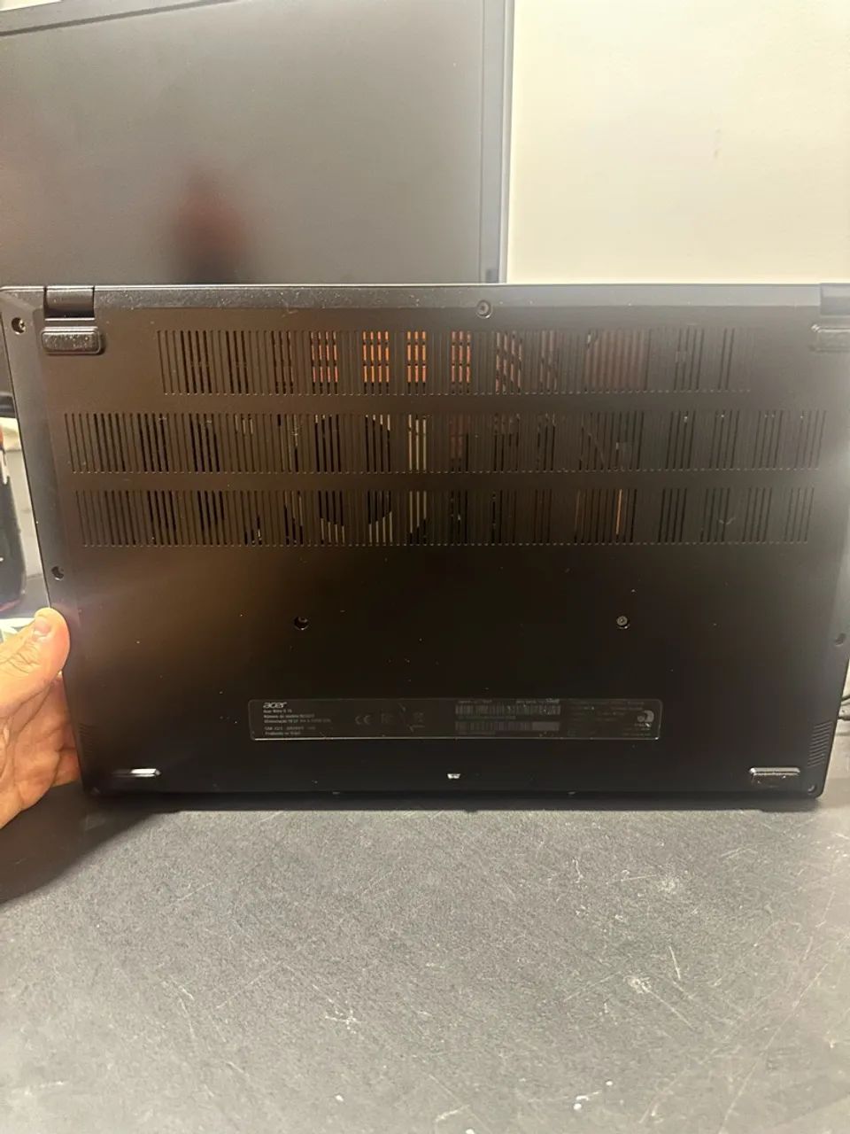 Acer nitro V15 - Foto 4