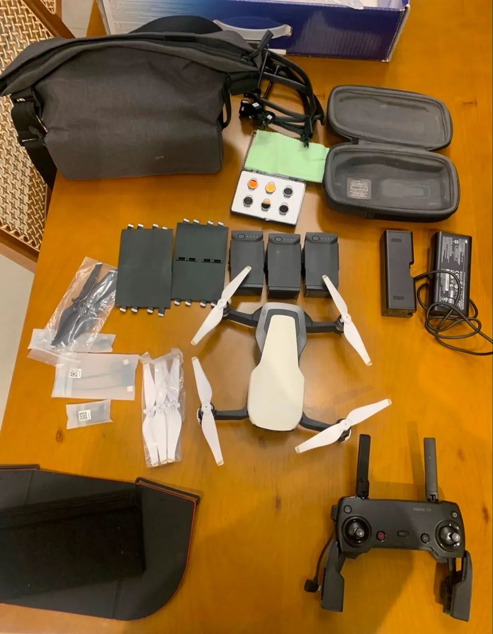 DRONE - DJI MAVIC AIR 1 -> 2 BATERIAS 