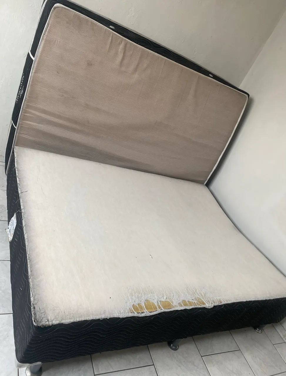Cama Box de Casal Usada - Foto 3