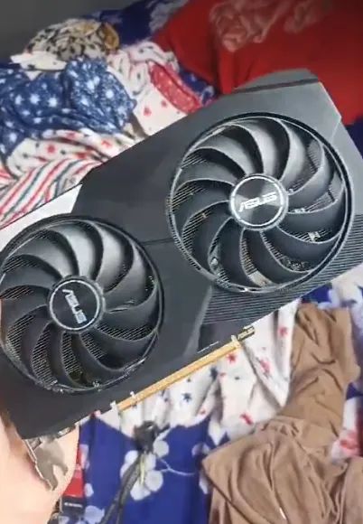 PLACA DE VIDEO RX 6600 XT 8GB ASUS  - Foto 2
