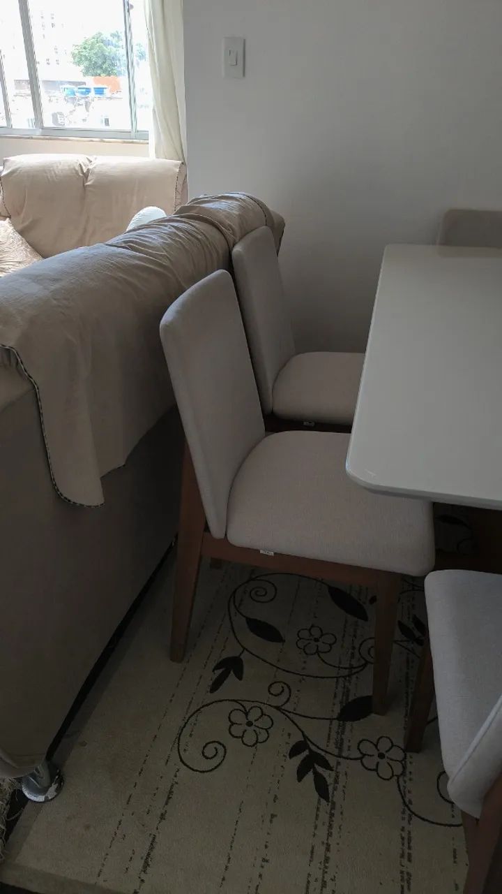 Mesa com 6 cadeiras  - Foto 4