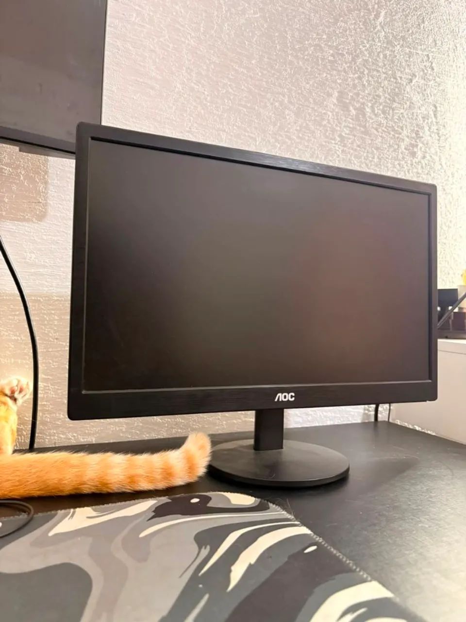 Monitor AOC 19" HDMI - Foto 4
