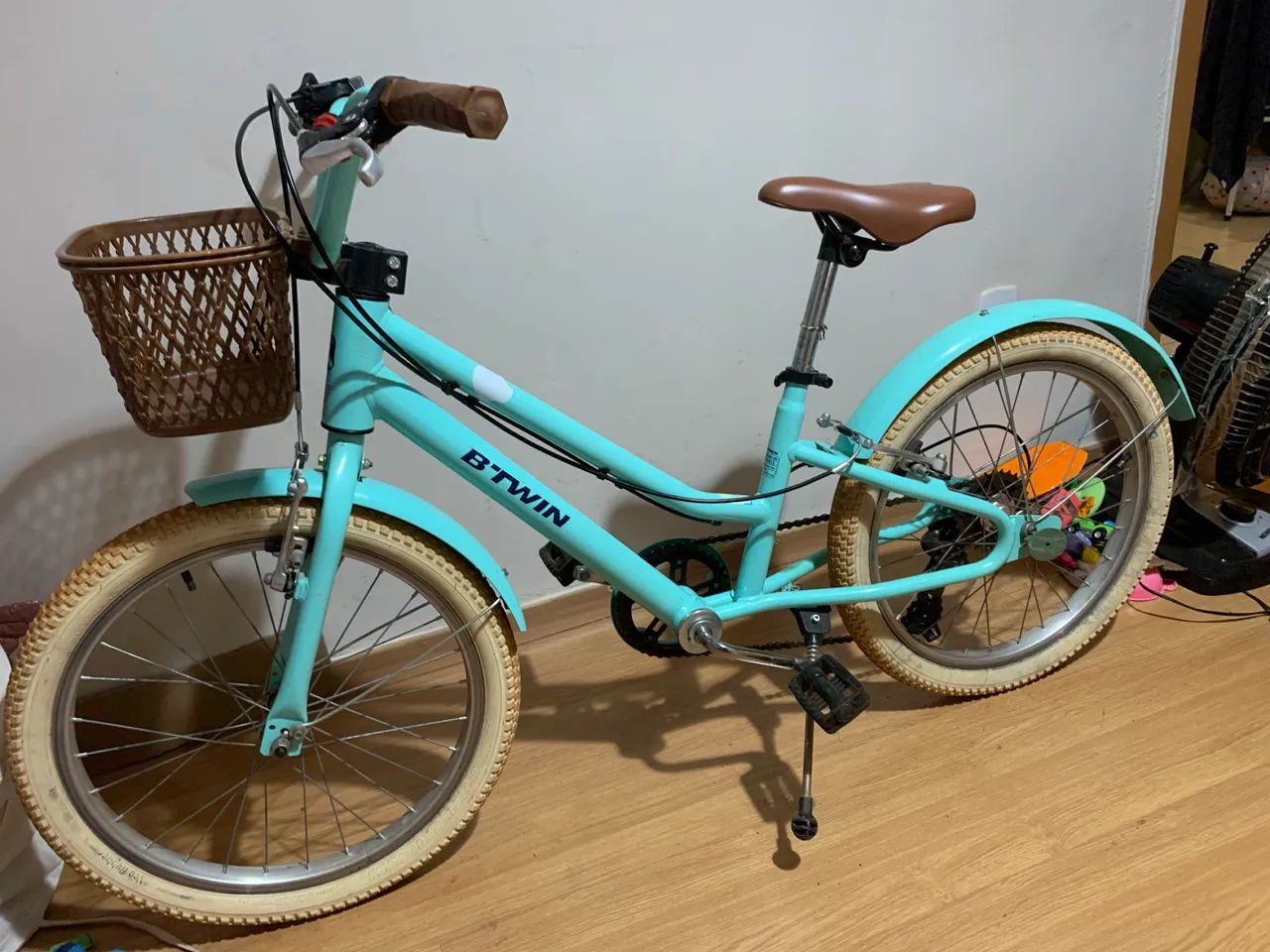Bicicleta B Twin Aro 20  - Foto 4