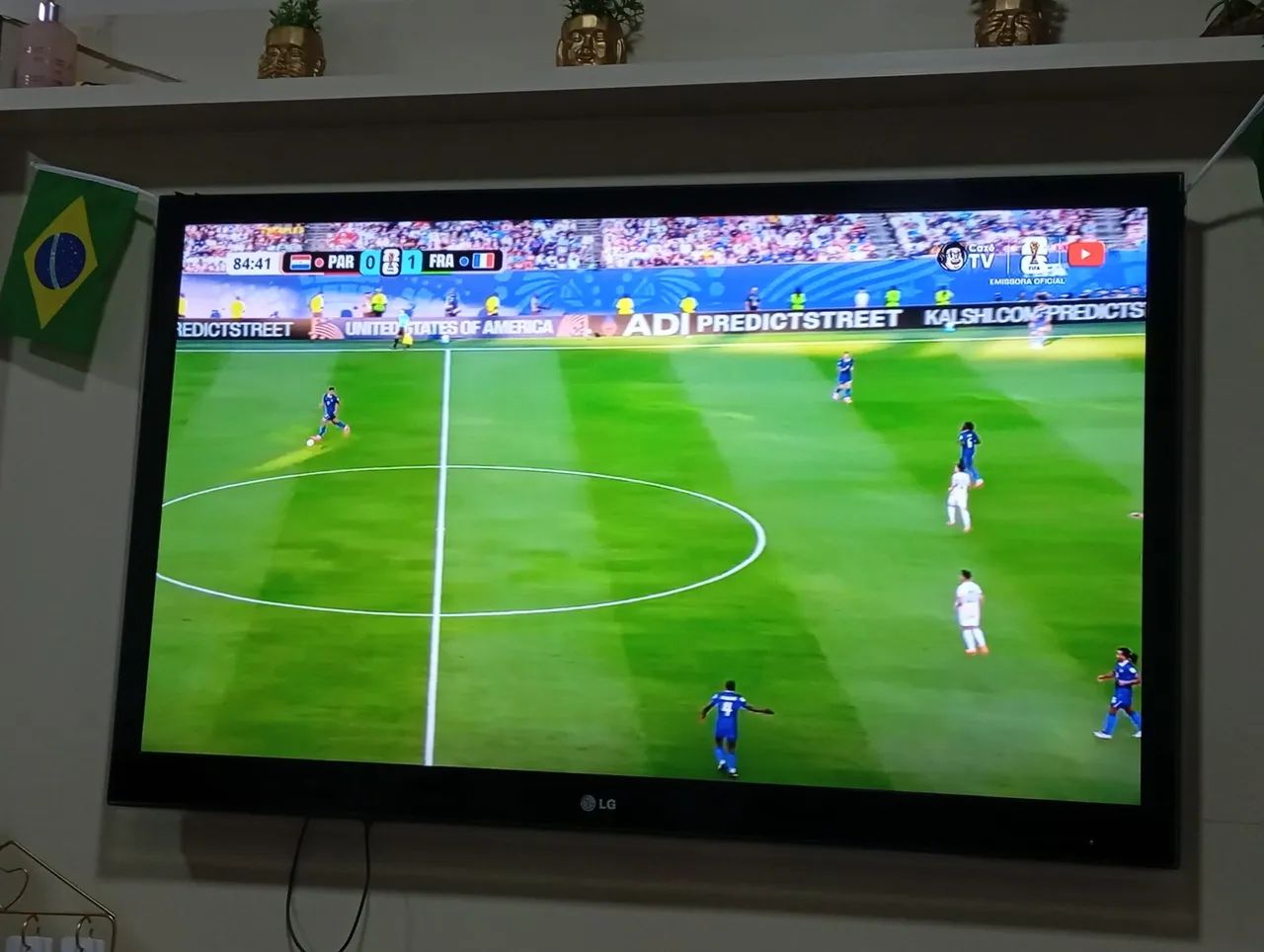 TV LG 47 lcd com Chromecast  - Foto 2
