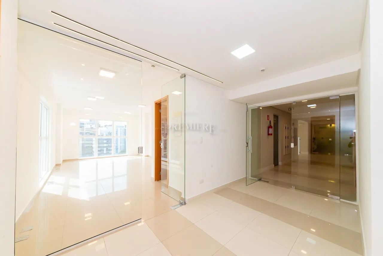 Sala Comercial de Alto Padrão com 102m² no Batel  Próximo à Praça do Japão - Foto 2