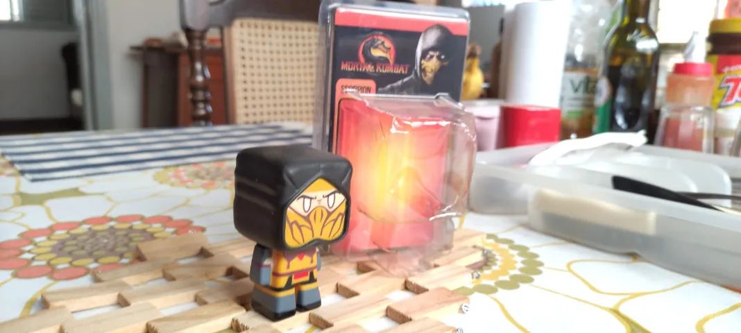 Nerd ao Cubo Kubos - Scorpion - Mortal Kombat - Foto 2