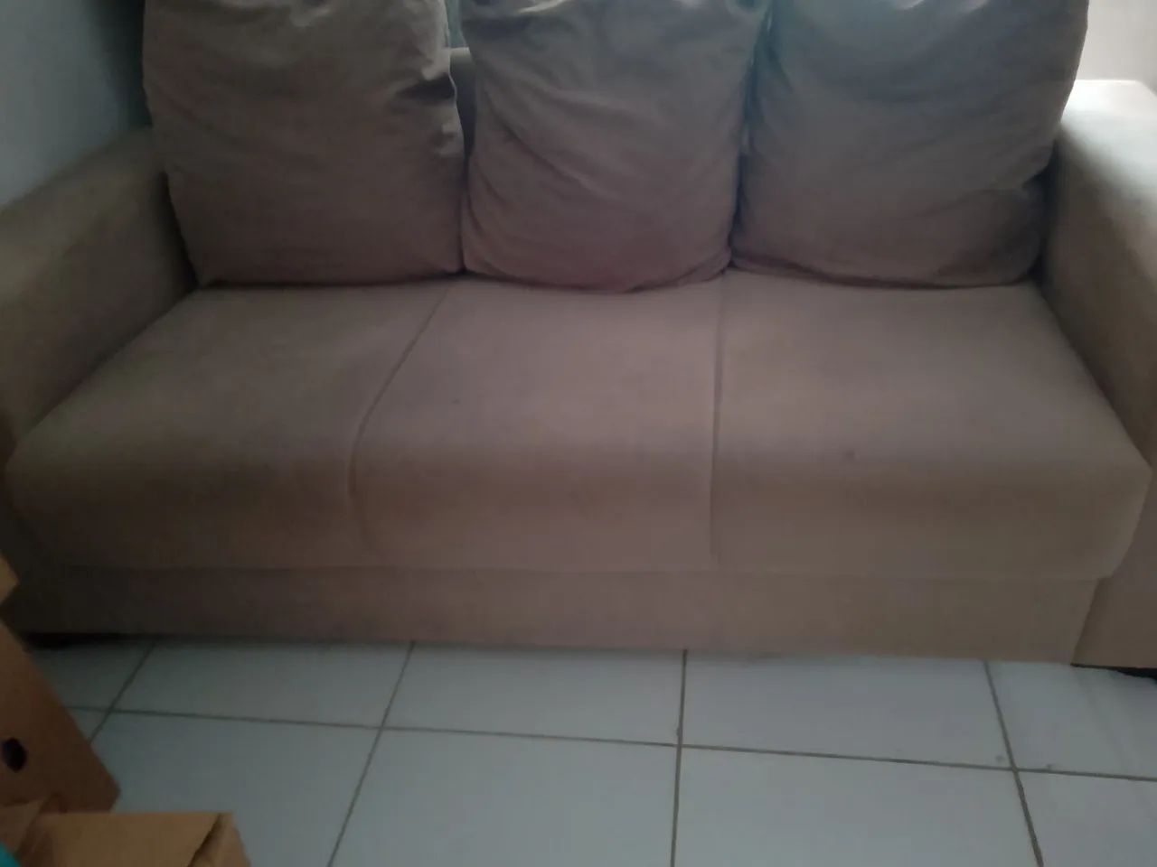 Vendo sofá 3 lugares  - Foto 4