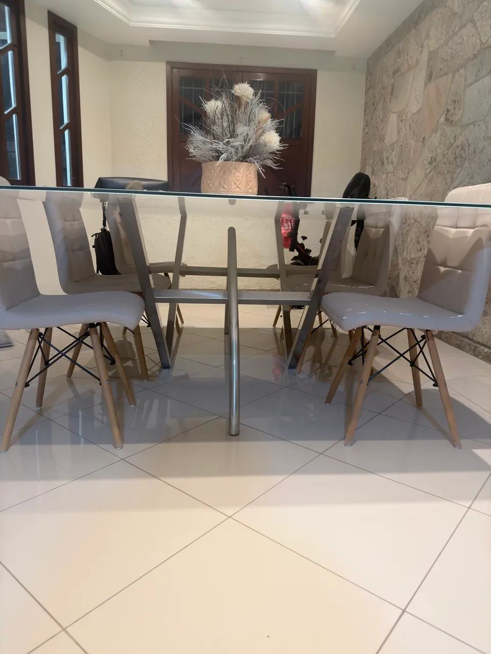 Vendo mesa com cadeira  - Foto 3