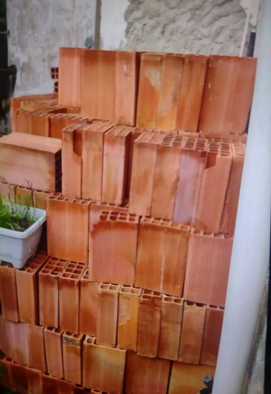 Bricks417563052743086081