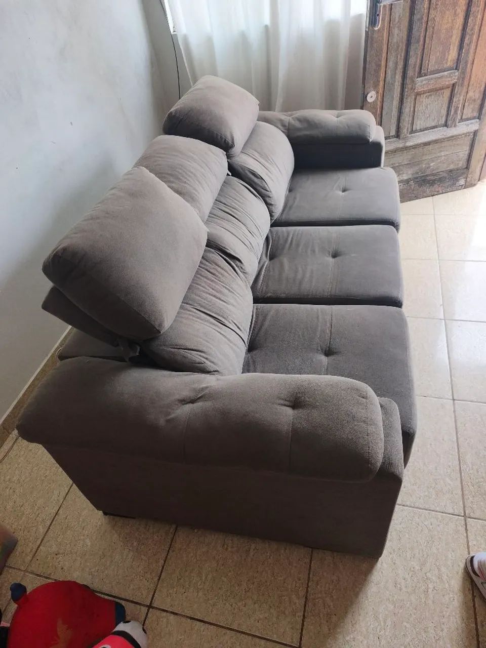 Sofá retrátil reclinável 2,10 almofadado