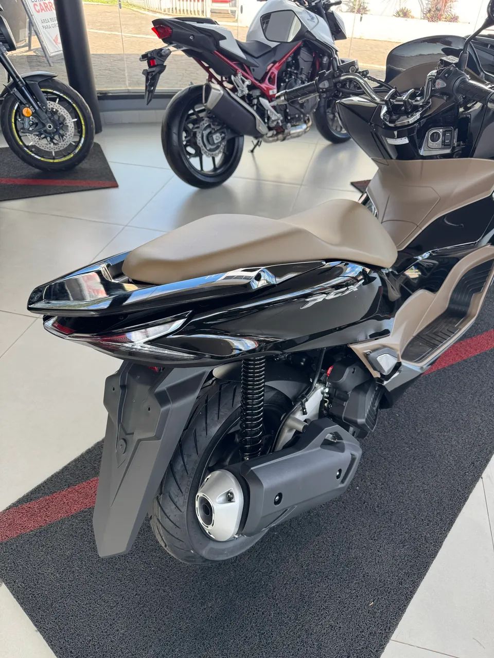 Moto Honda - PCX 160 DLX ABS  - Foto 4