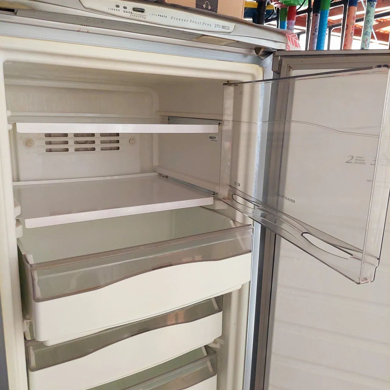 Freezer Frost Free 270 L