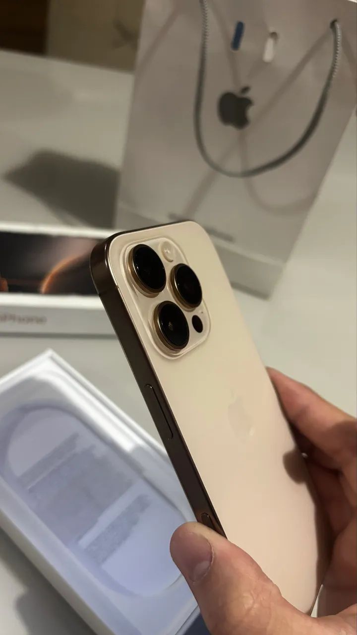 iPhone 16 pro - Foto 2