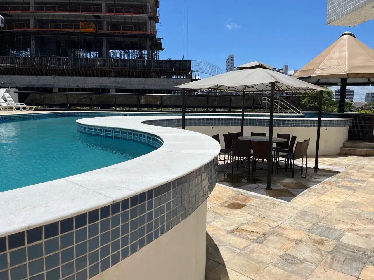 Apartamento mobiliado em Petrópolis - Foto 3