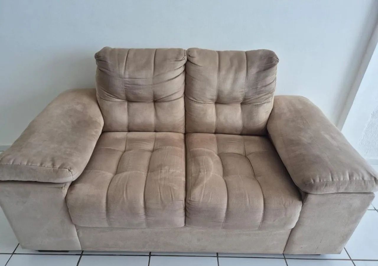 Vende-se Sofá semi novo