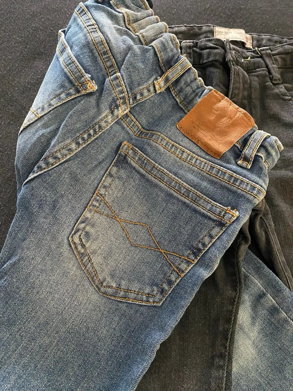 Kit Calça jeans ZARA, menino 4/5anos 