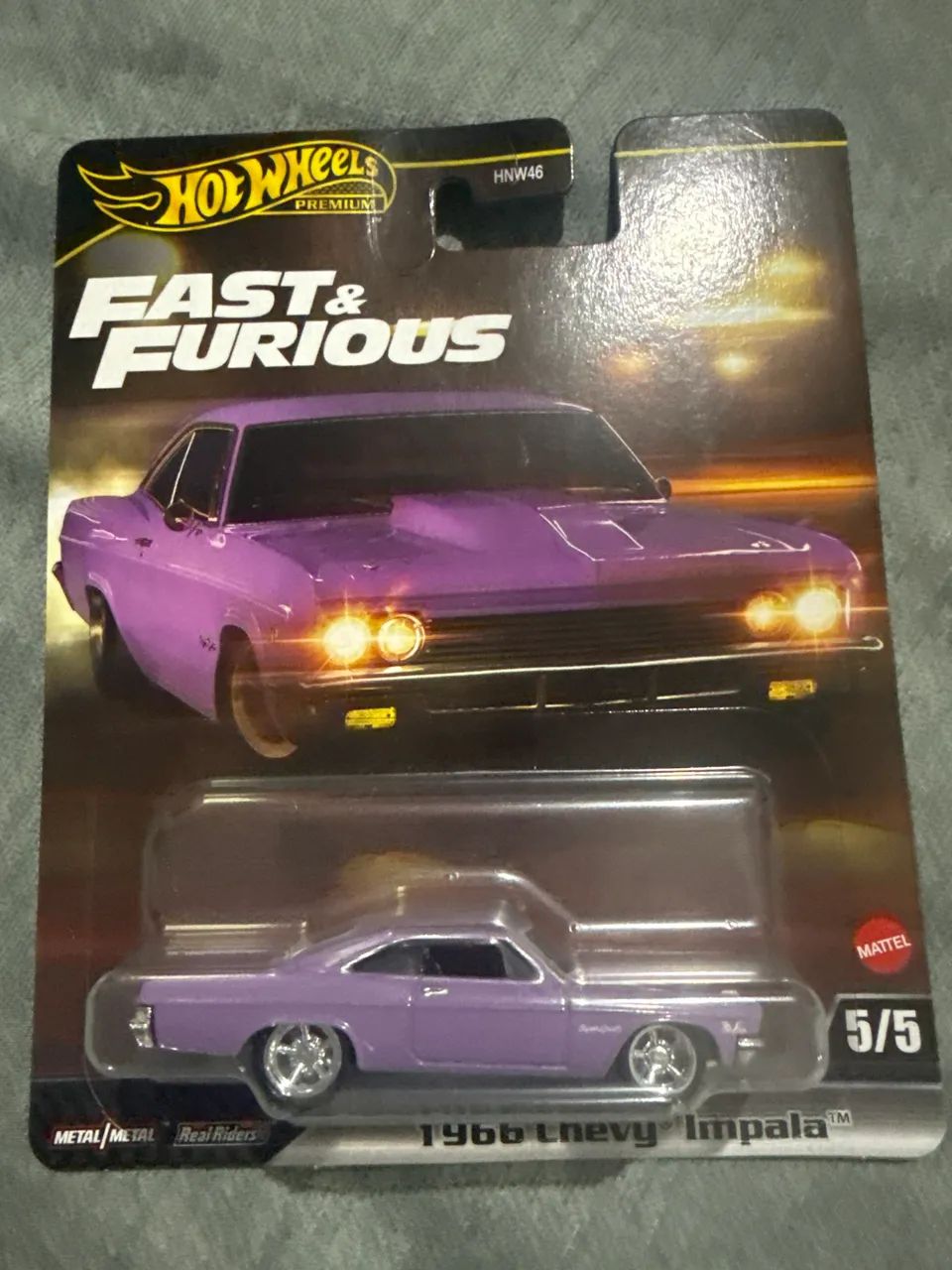 Hot Wheels Velozes e Furiosos Chevy Impala 1966 Premim