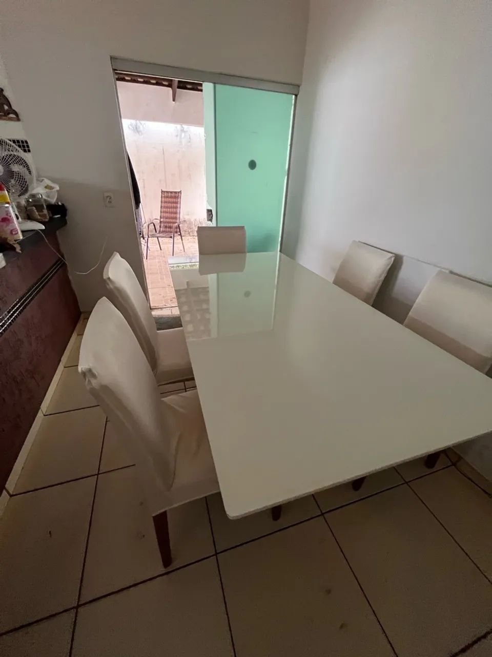 Mesa de vidros 6 cadeiras 