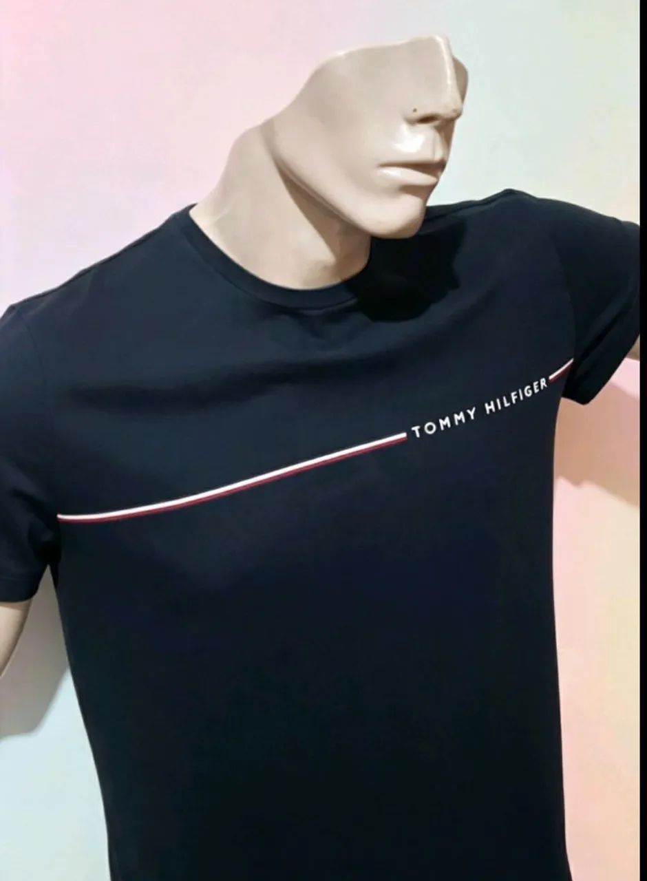 Camiseta Tommy Hilfiger original tamanho M  - Foto 2