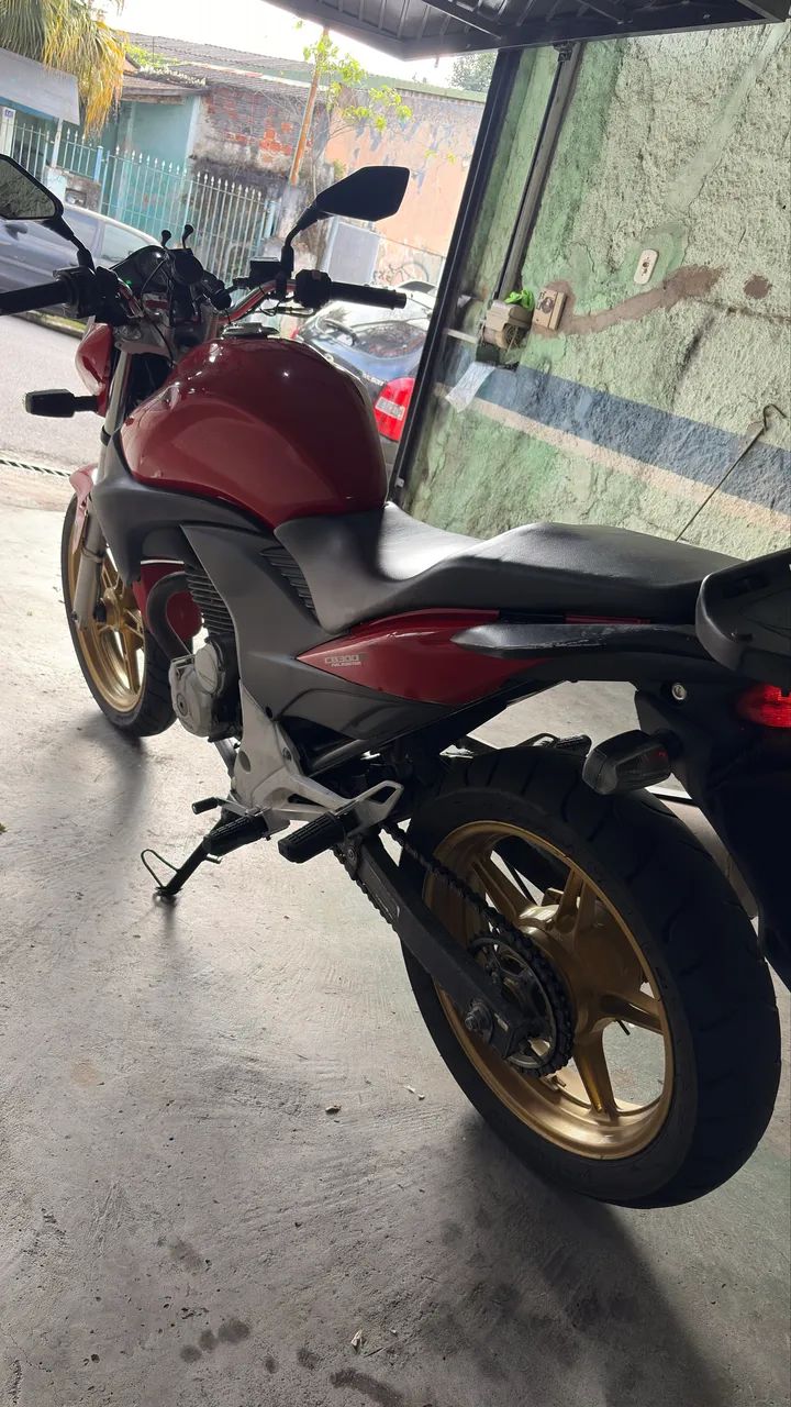 CB 300r