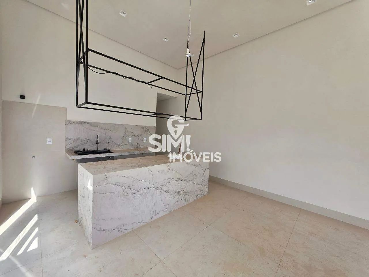 CASA 3 QUARTOS SENDO 1 SUÍTE MASTER 605 SUL! - Foto 4