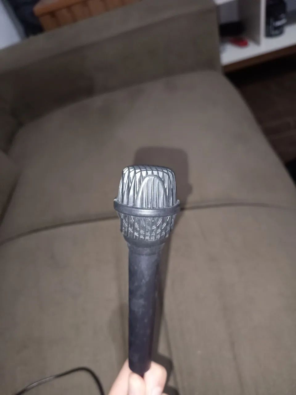 Microphone 451035768806461440