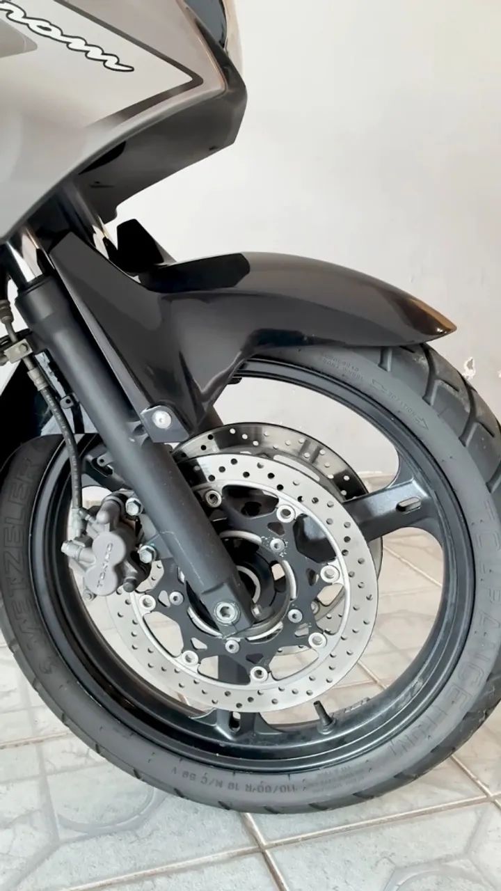 VStrom 650 ano 2009/2010 - Foto 2