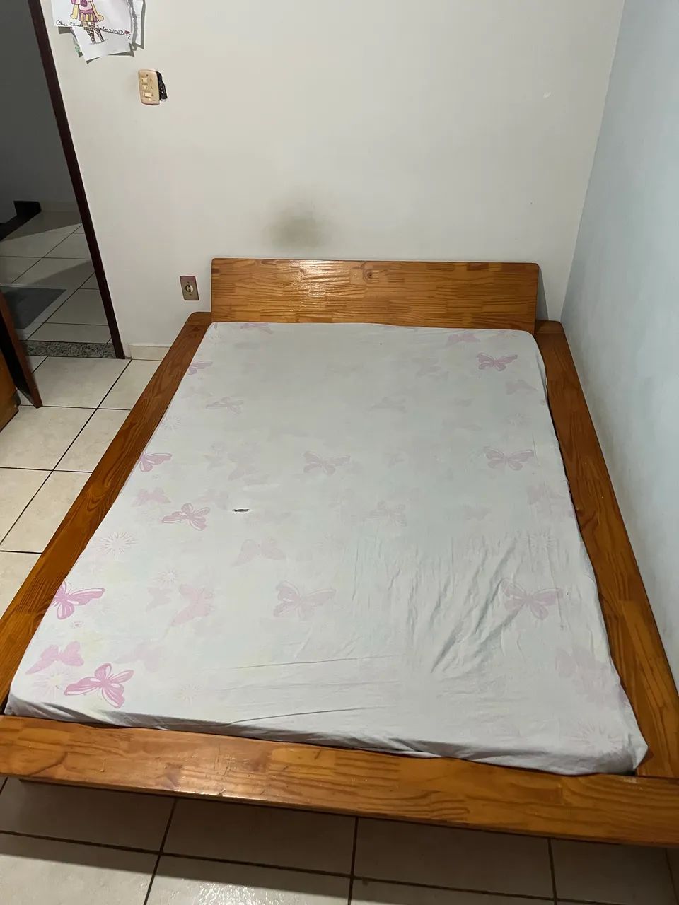 Cama casal japonesa TokStok 