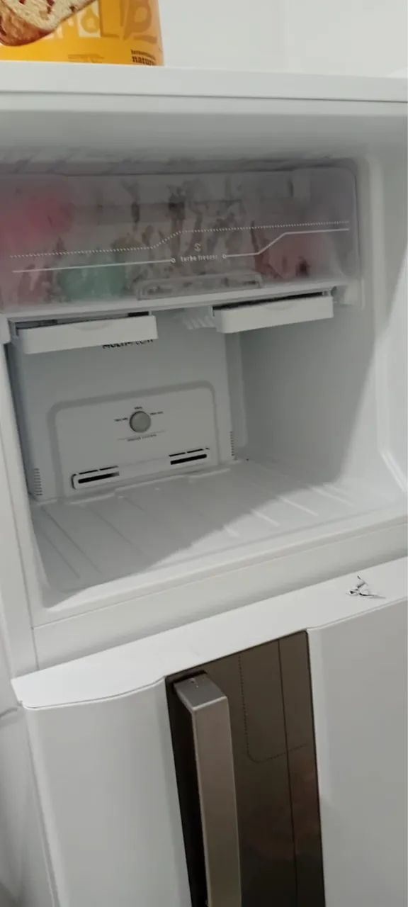 Geladeira Eletrolux  - Foto 4