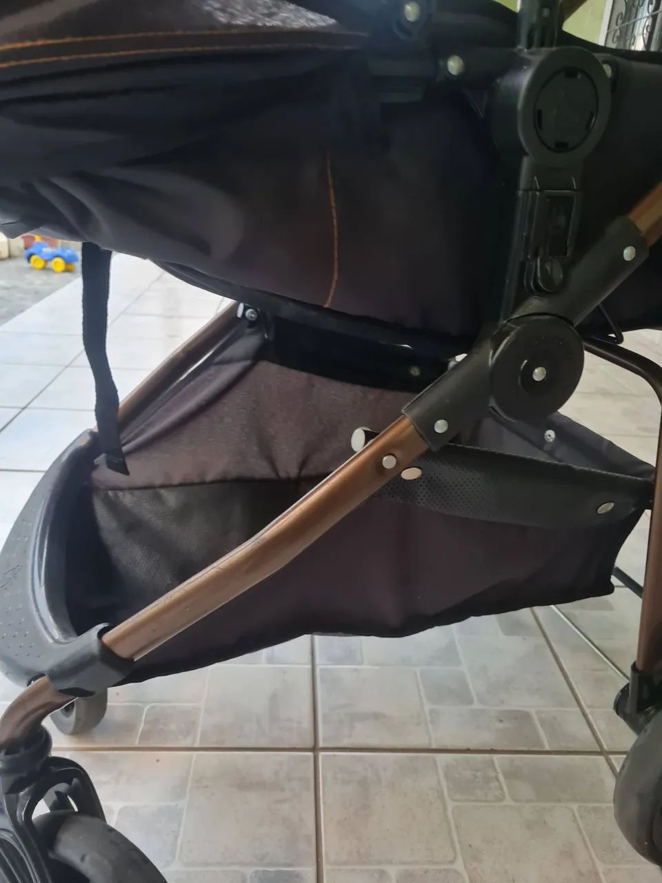Carrinho de Bebê  Moisés  + Bebê Conforto - Foto 3