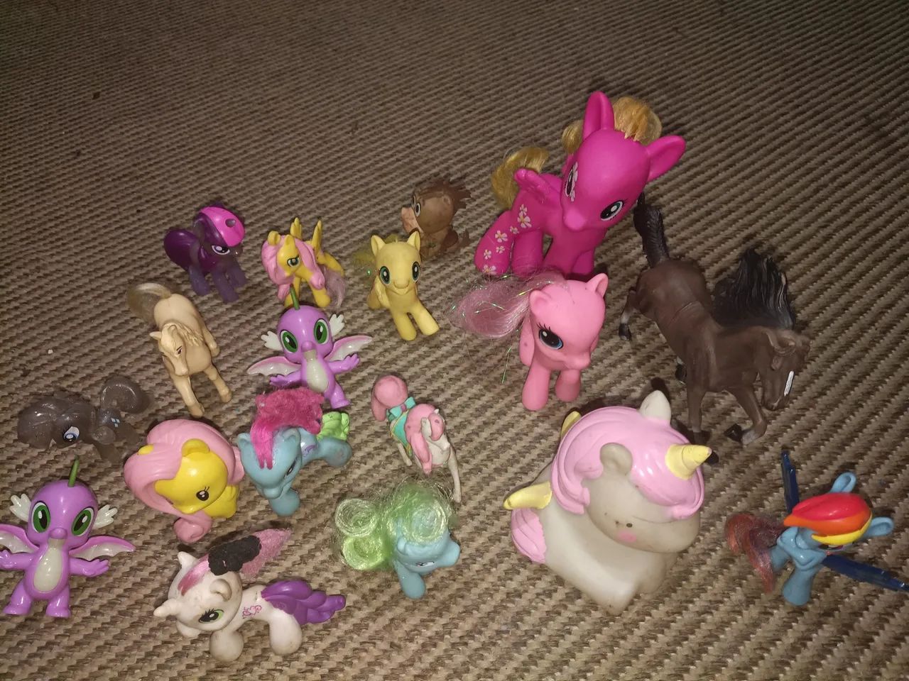 Brinquedos Pôneis diversos . Kit com 18 peças. - Foto 3