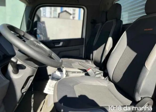 VOLKSWAGEN EXPRESS 2019 COMPLETO 3/4 - Foto 4