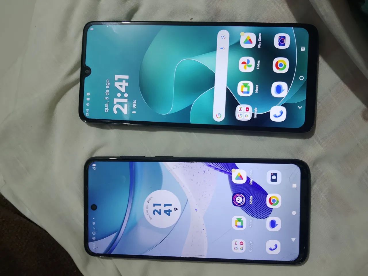 Vende-se celular Motorola  - Foto 3