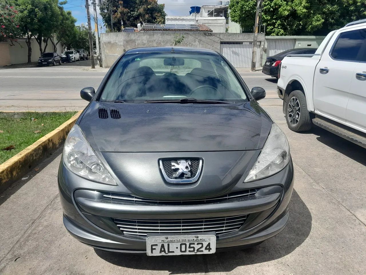 Peugeot 207 2012